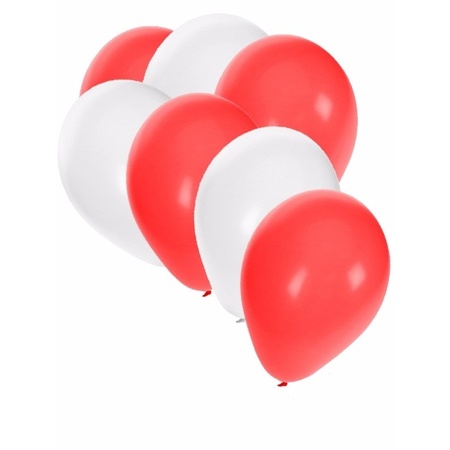 Feestartikelen 30x ballonnen rood wit